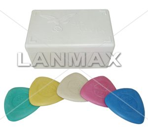 Caixa de Giz Triangular com 24 unidades Cores:Amarelo, Azul, Branco, Rosa, Verde e Sortido