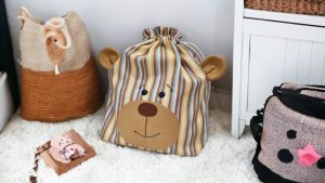 Saquinho porta trecos em tecido