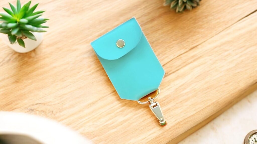 chaveiro porta cartão (cópia) Photoroom ()